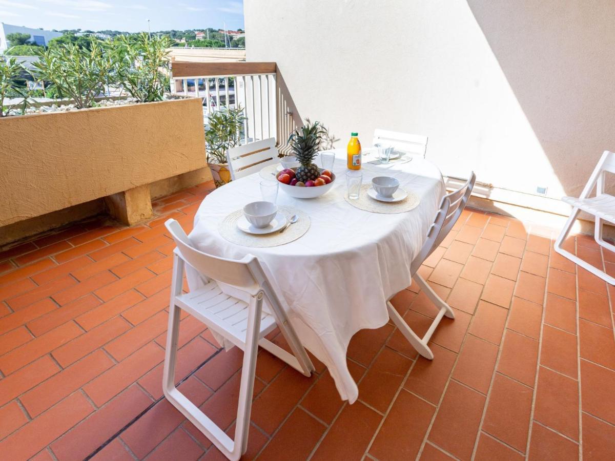 Apartment Le Port De Bormes By Interhome Buitenkant foto